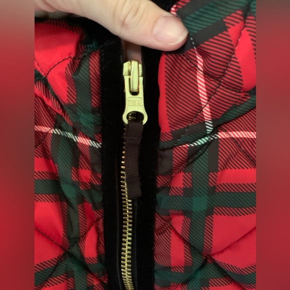 Old Navy Holiday Red Plaid Quilted Vest - Picture 3 of 6
